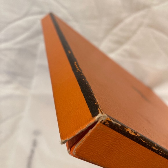 Hermes Libres Comme L'Air Hermes silk scarf - Picture 11 of 16